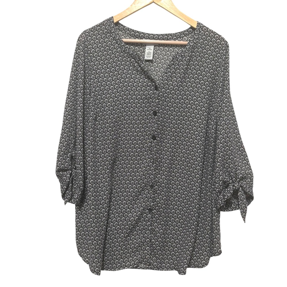 Catherines Womens‎ Button Tunic Top 14/16 Black White Floral Flowy Office Travel